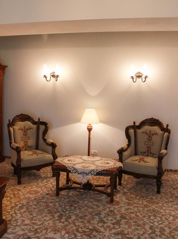 Hotel Medieval Alba Iulia Rum bild